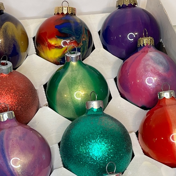 Vintage Swirl Multicolour Tie Dye Christmas Ornaments Made In U.S.A - Picture 4 of 16